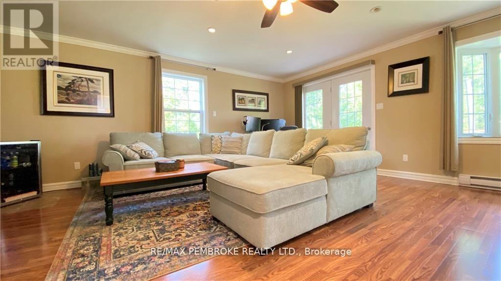 16 Wolfe Avenue Property Photo 4