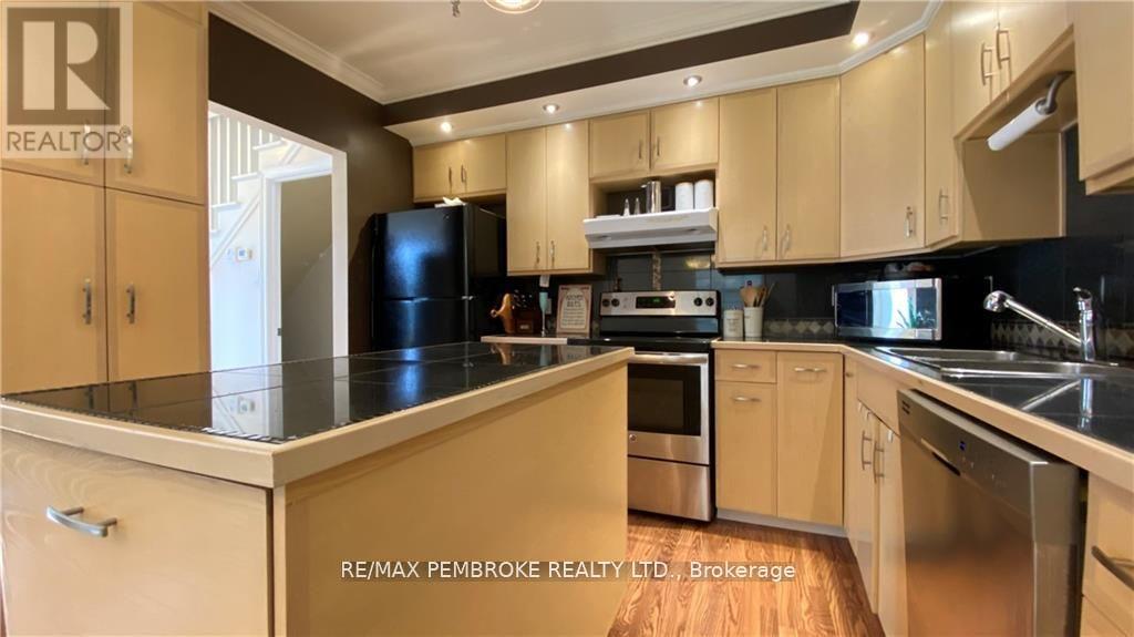 16 Wolfe Avenue Property Photo 11