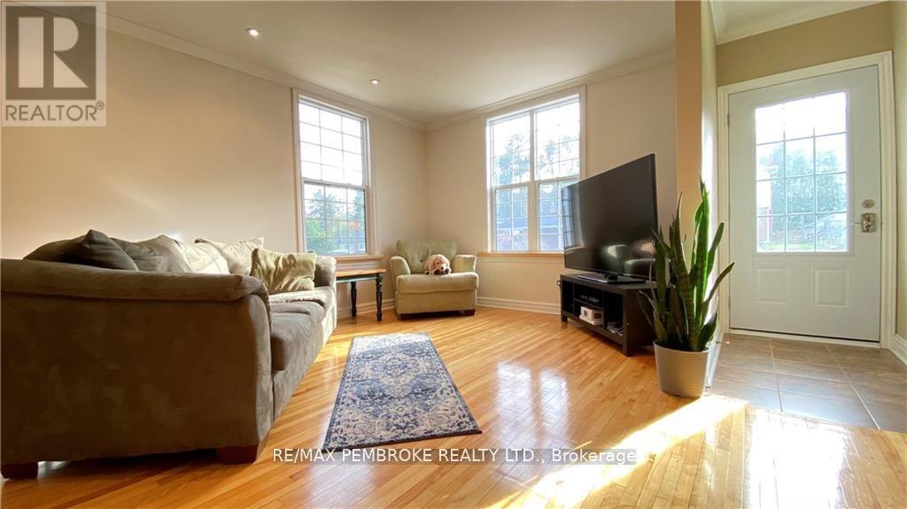 16 Wolfe Avenue Property Photo 14