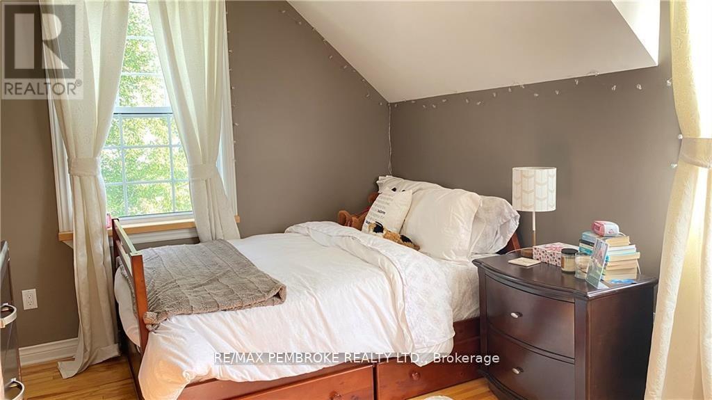 16 Wolfe Avenue Property Photo 16
