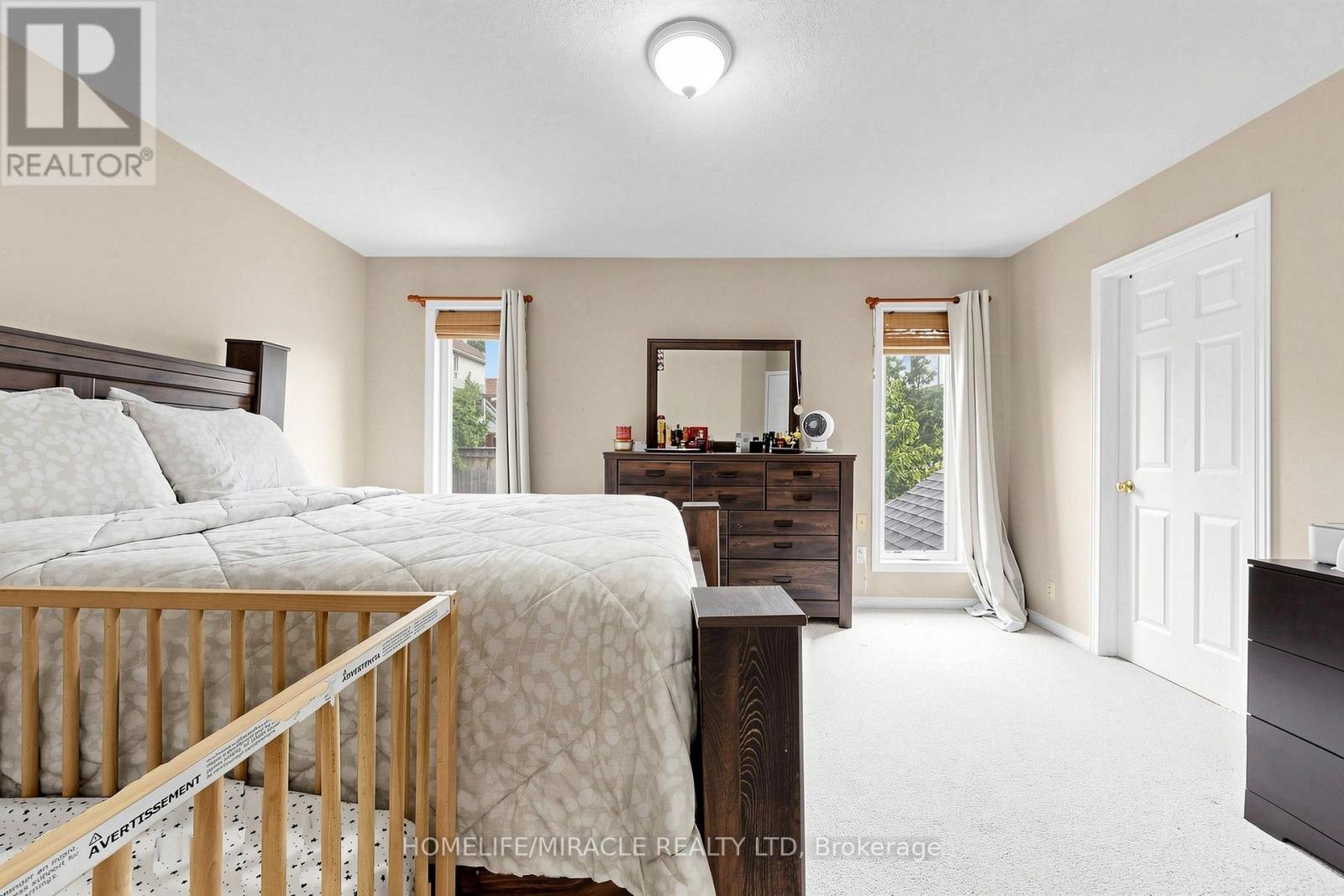 378 Mountain Laurel Crescent Property Photo 23