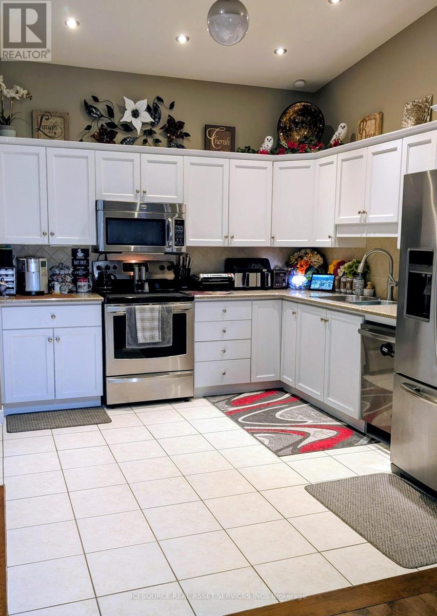 22 Mcintosh Avenue Property Photo 4