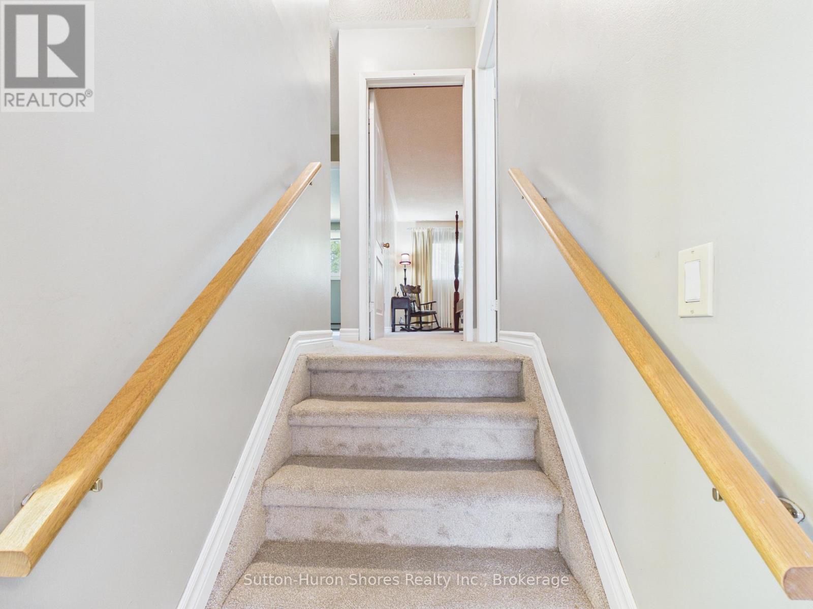 793 Ruby Street Property Photo 11
