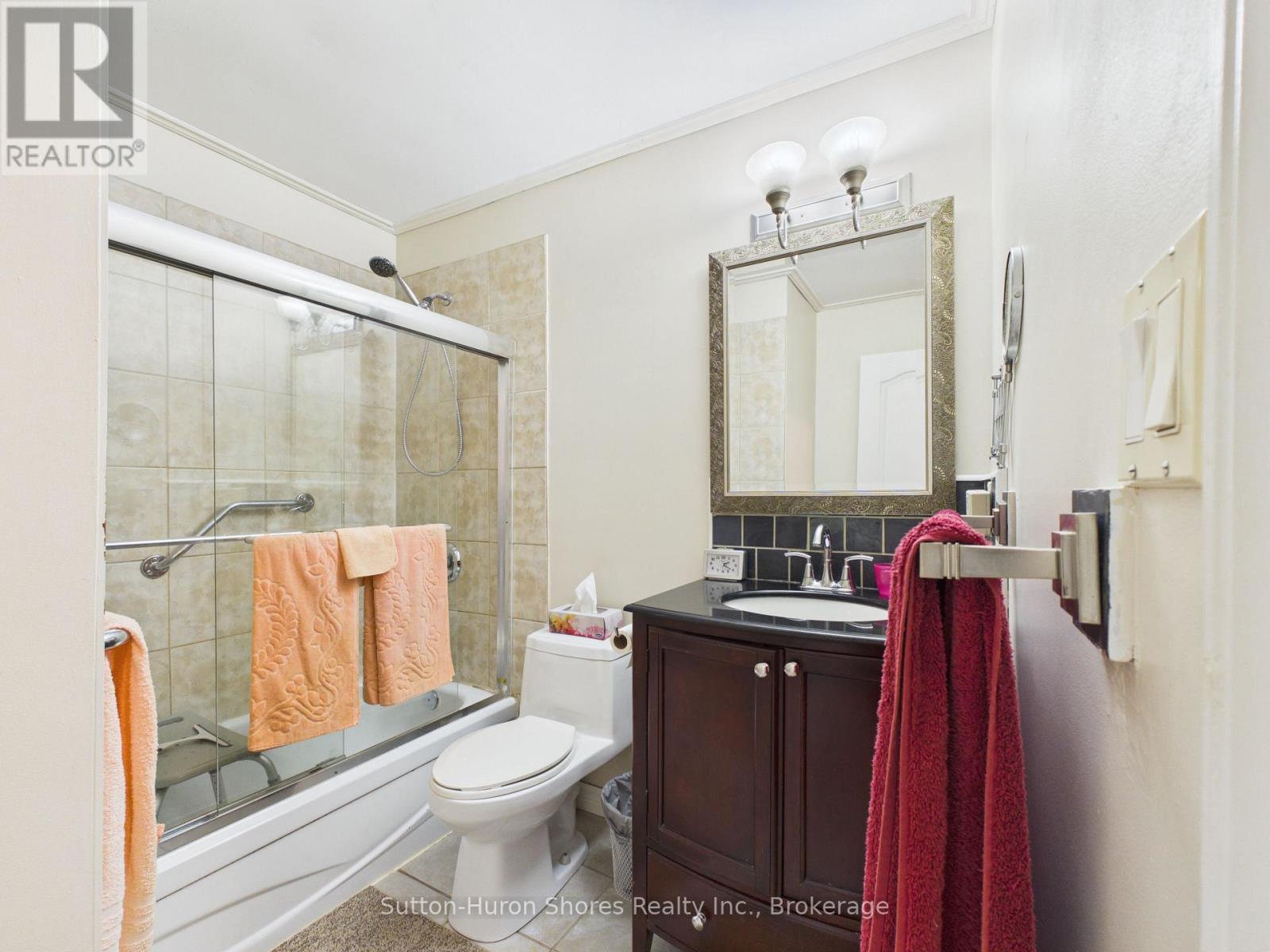 793 Ruby Street Property Photo 14