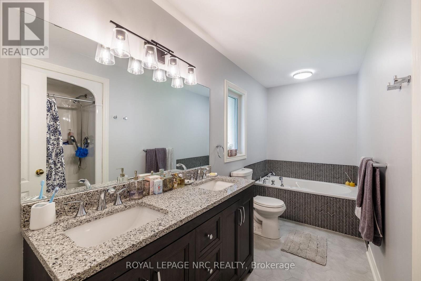 7621 Cameron Court Property Photo 25