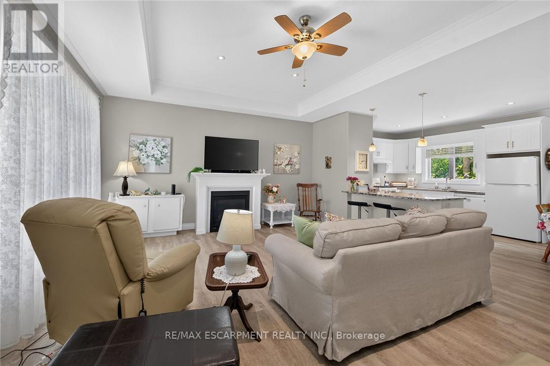 26 Stonebridge Place Property Photo 6