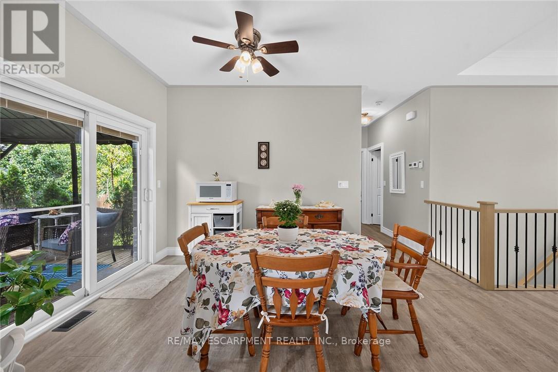 26 Stonebridge Place Property Photo 18
