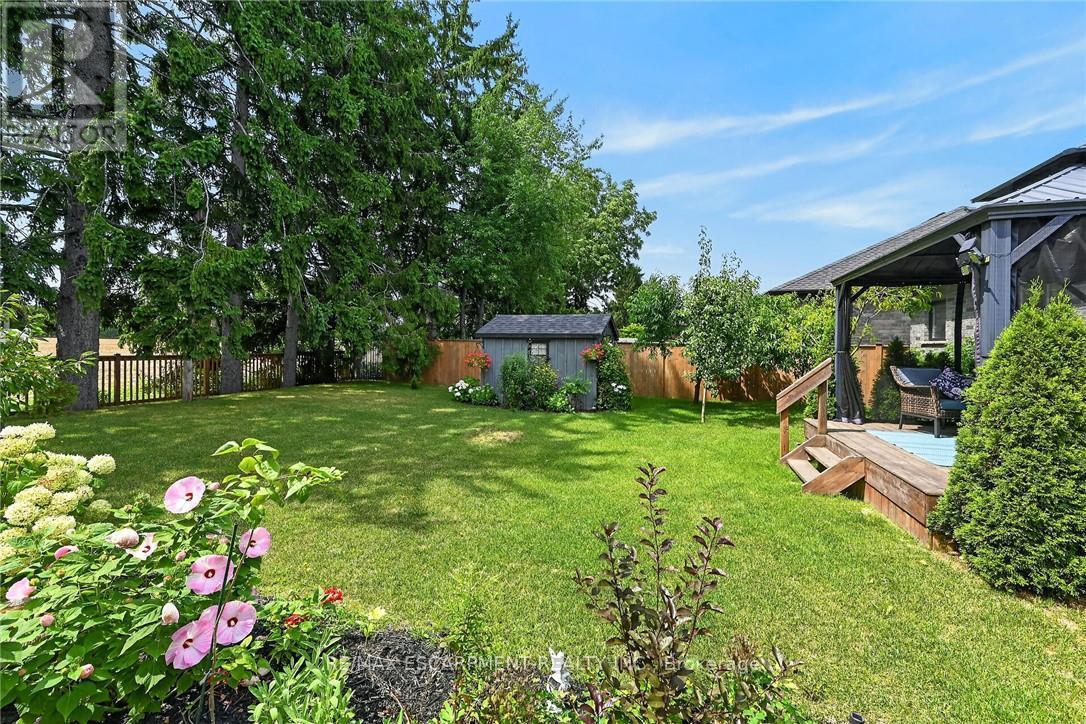 26 Stonebridge Place Property Photo 40