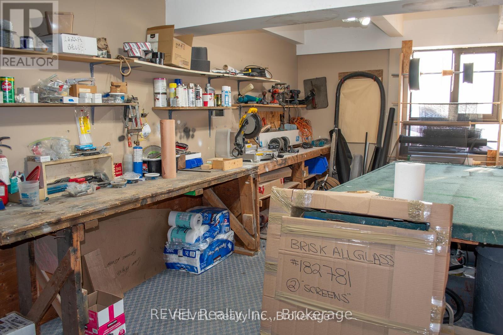 4564 Montrose Road Property Photo 5