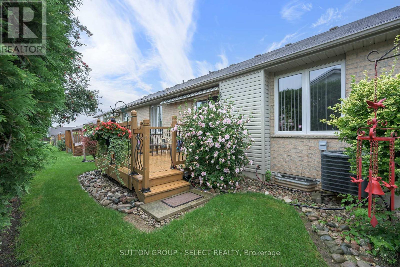 22 - 861 Shelborne Street Property Photo 4