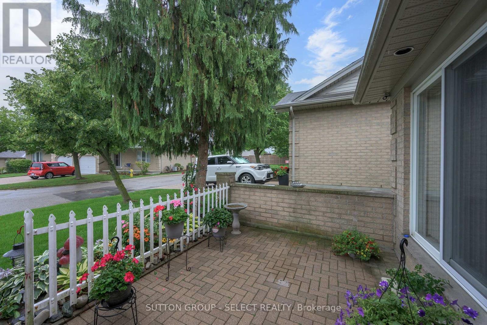 22 - 861 Shelborne Street Property Photo 13