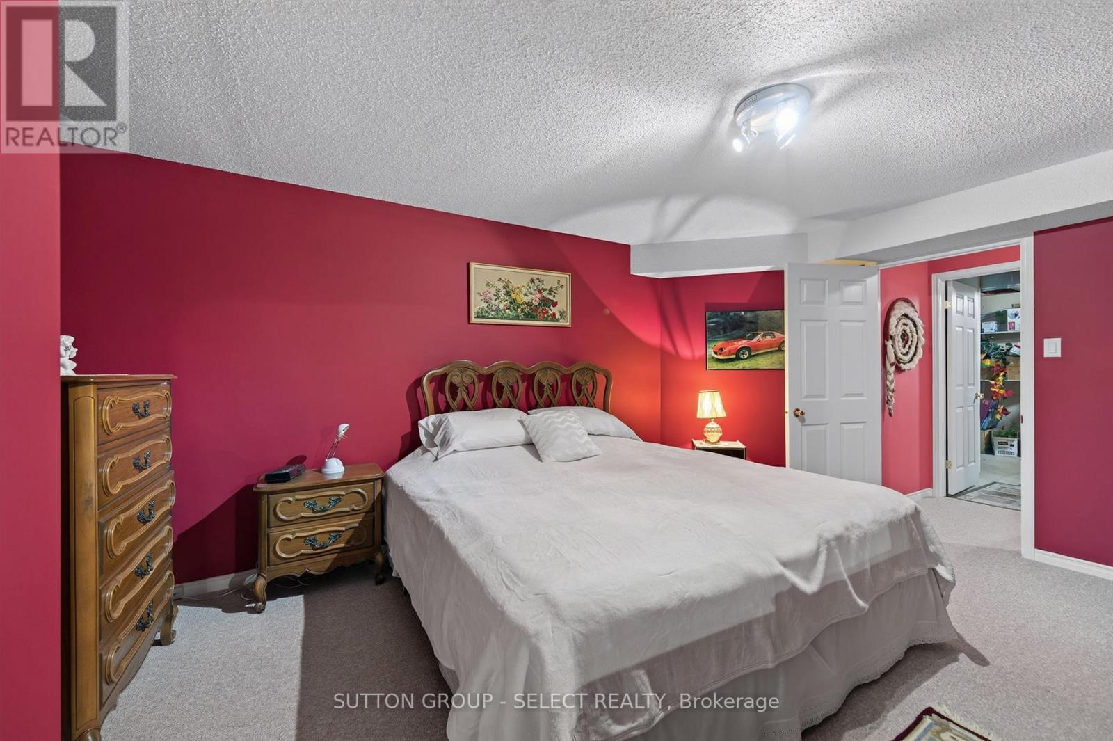 22 - 861 Shelborne Street Property Photo 38