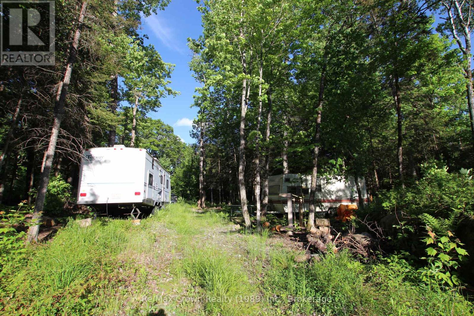 453 Pilgers Road Property Photo 1