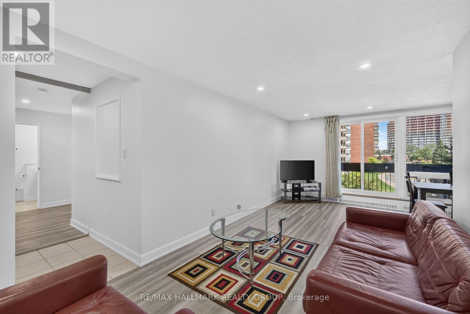 313 - 1505 Baseline Road Property Photo 9