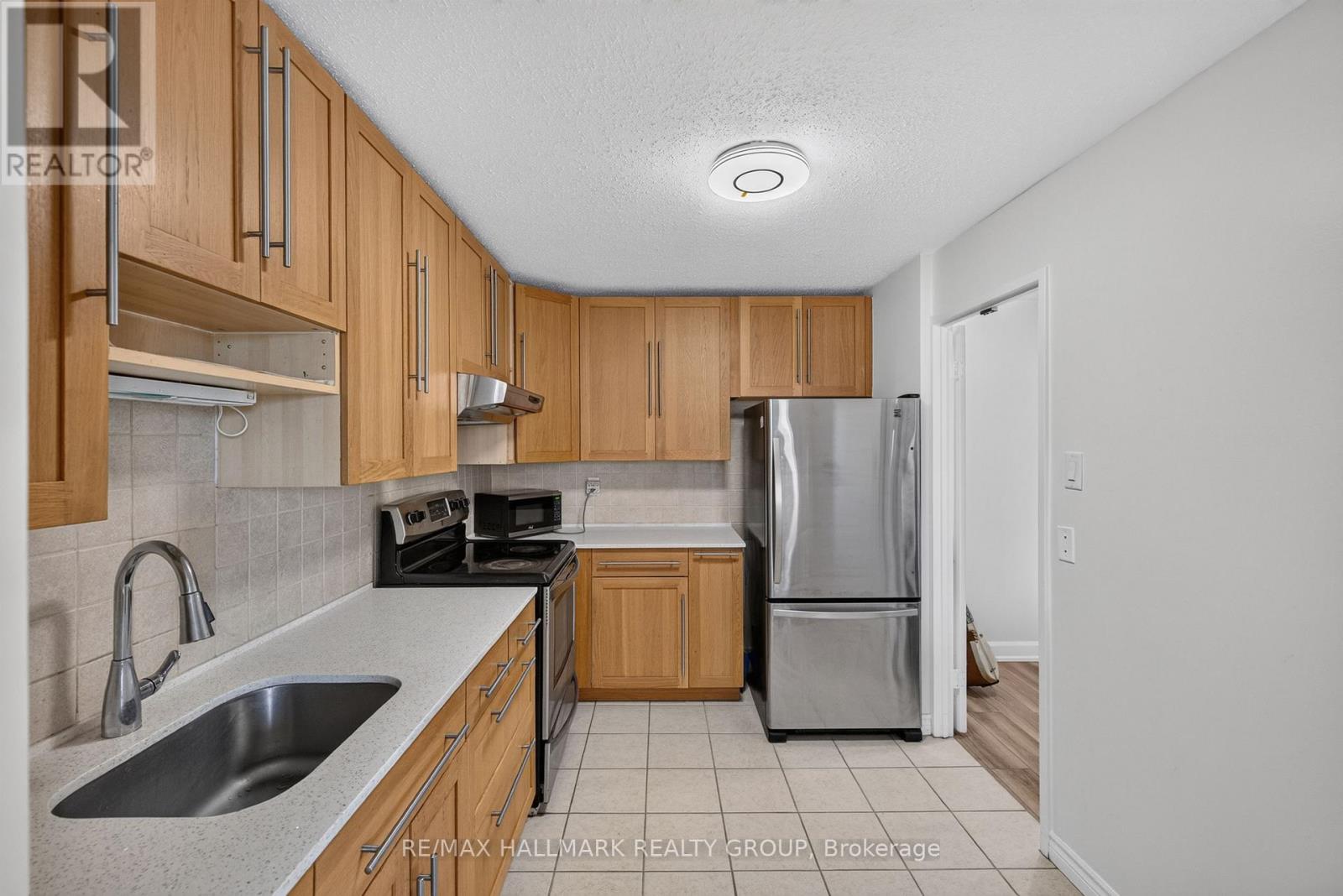 313 - 1505 Baseline Road Property Photo 18