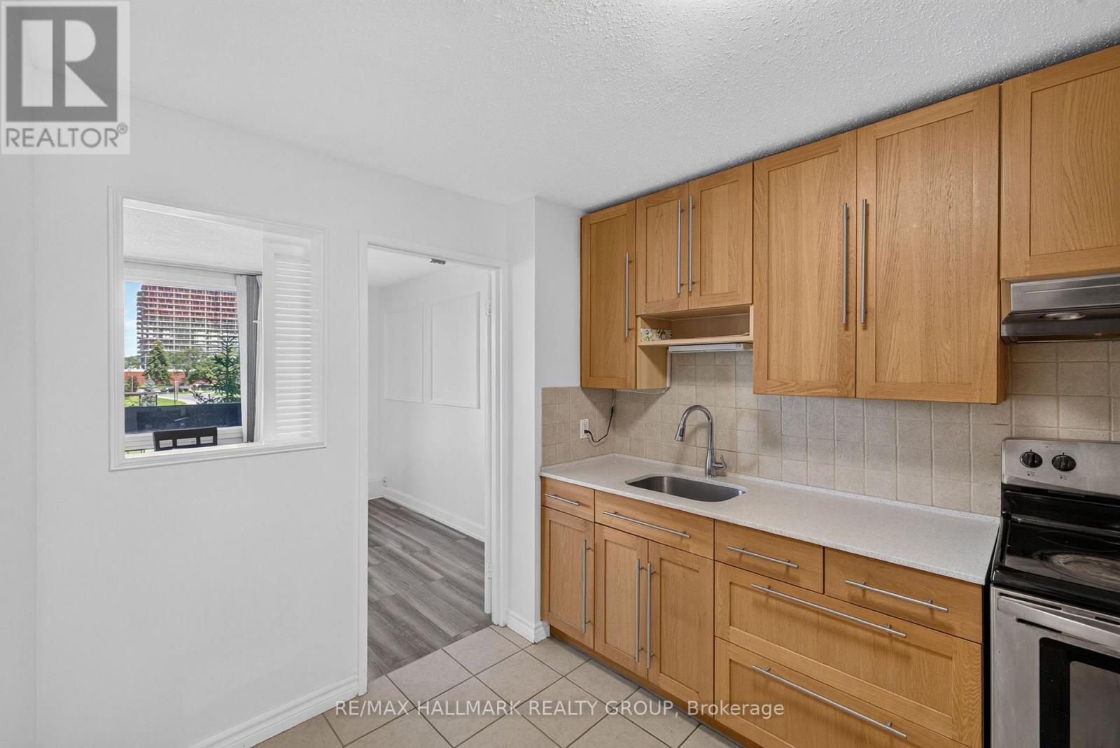 313 - 1505 Baseline Road Property Photo 20