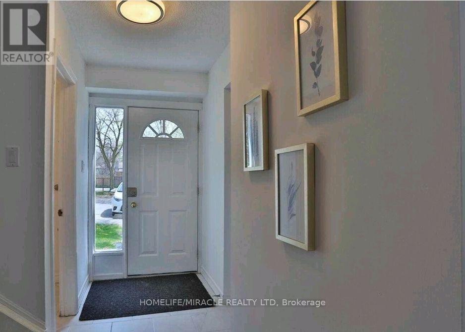 38 - 32 Mowat Boulevard Property Photo 8
