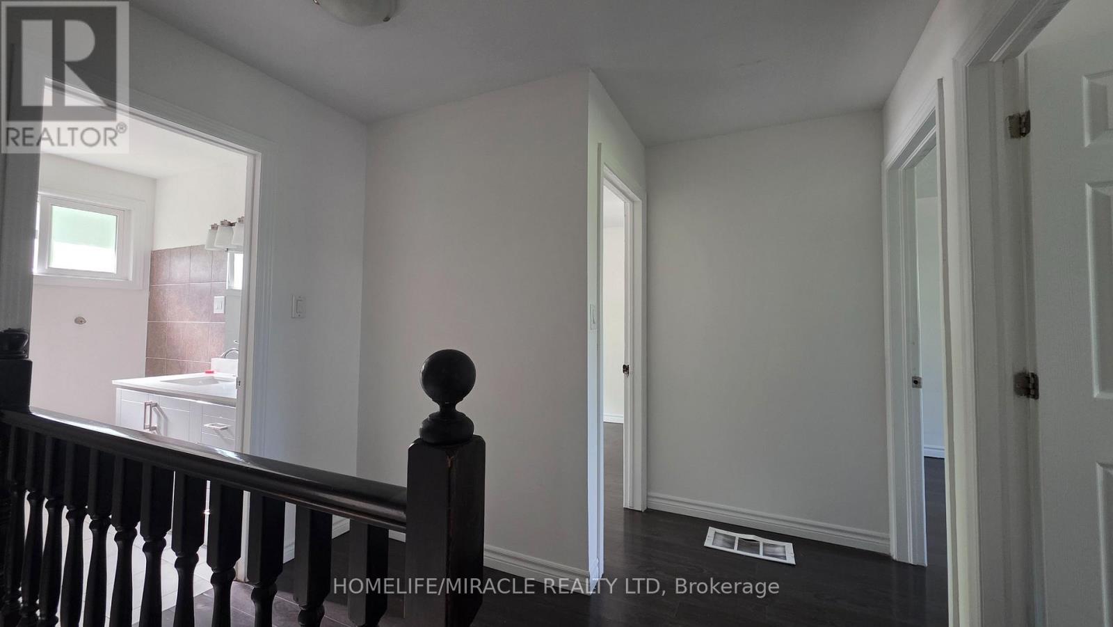 38 - 32 Mowat Boulevard Property Photo 26