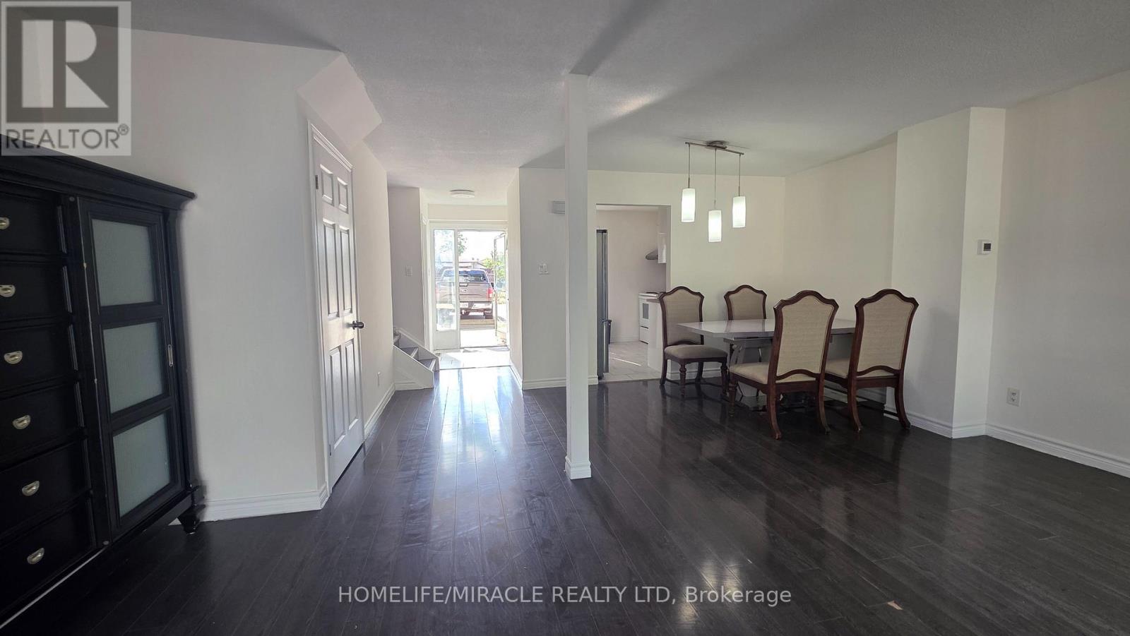 38 - 32 Mowat Boulevard Property Photo 27
