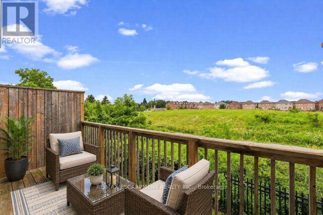 86 - 1169 Garner Road E Property Photo 18