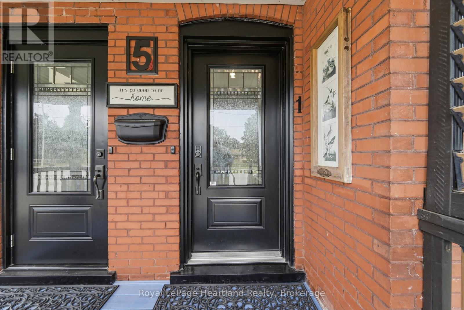 5 Britannia Road W Property Photo 7