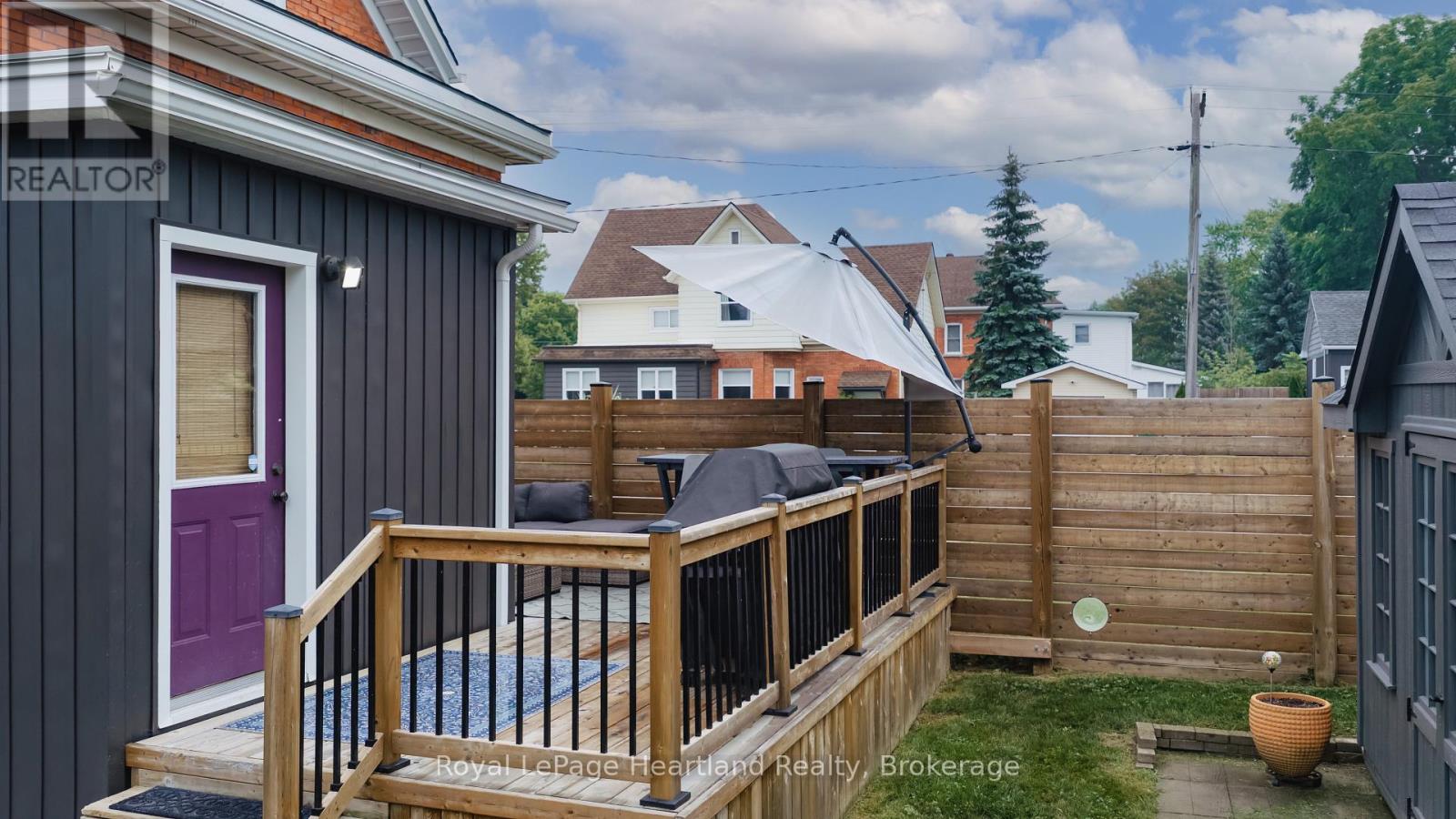 5 Britannia Road W Property Photo 27