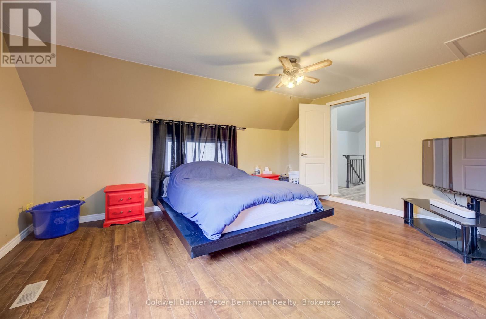 618 8th Avenue Property Photo 15