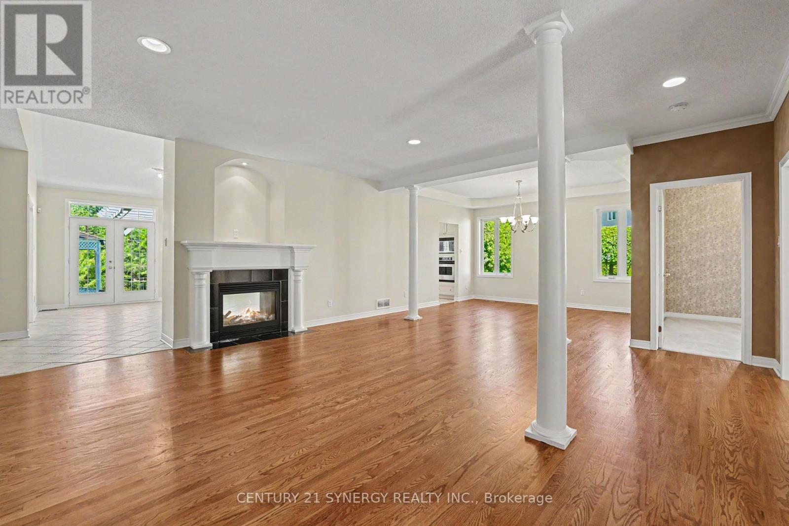 17 Warnock Court Property Photo 6
