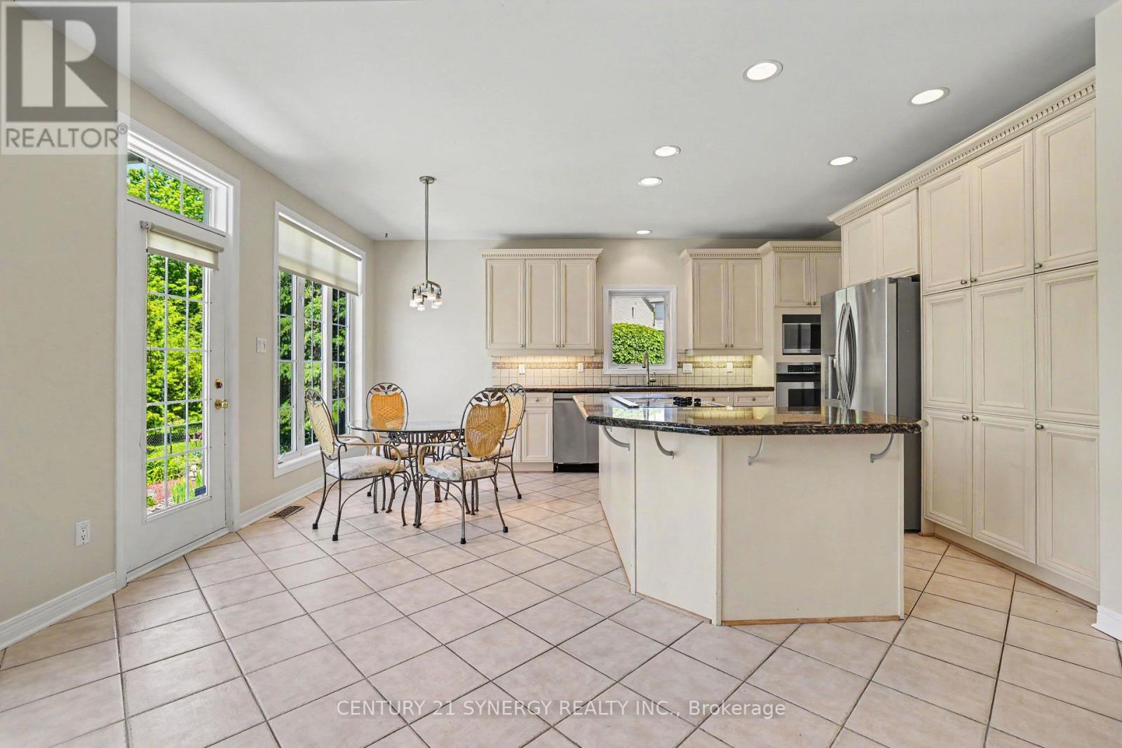 17 Warnock Court Property Photo 14
