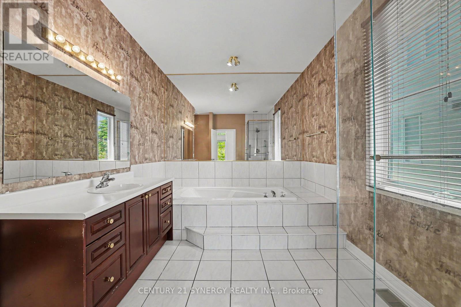 17 Warnock Court Property Photo 29