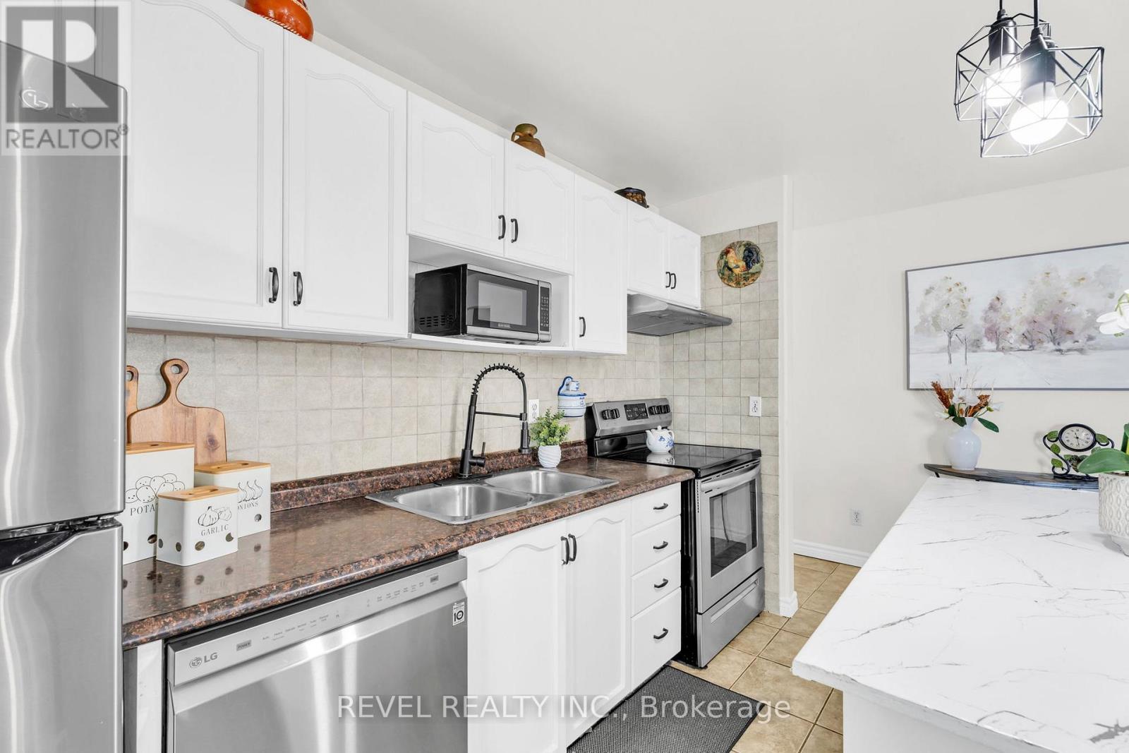 37 Wilson Crescent Property Photo 12