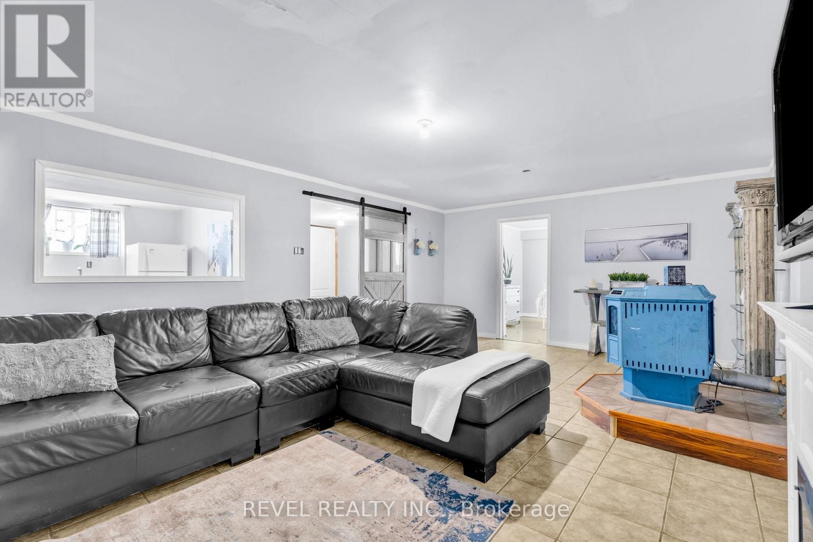 37 Wilson Crescent Property Photo 24