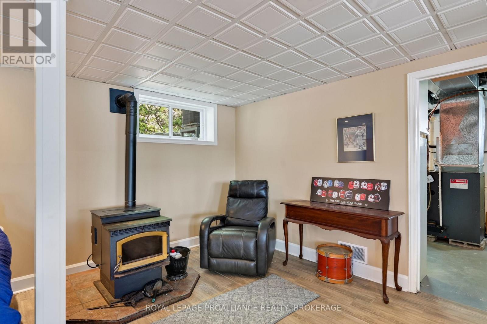 1403b Everett Lane Property Photo 19