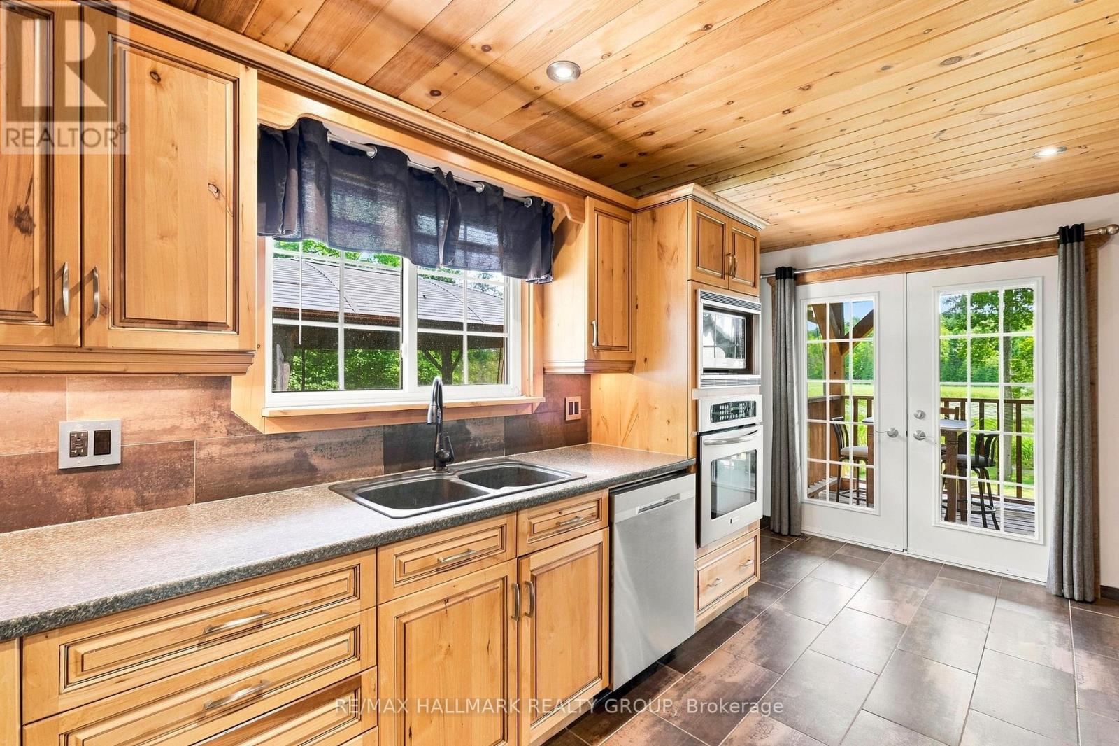 261 Lacourse Lane Property Photo 15