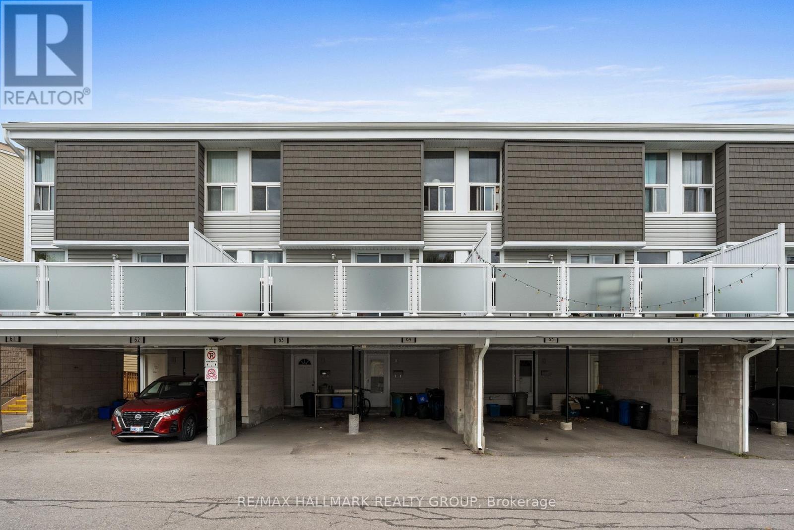 64 - 3415 Uplands Drive Property Photo 3