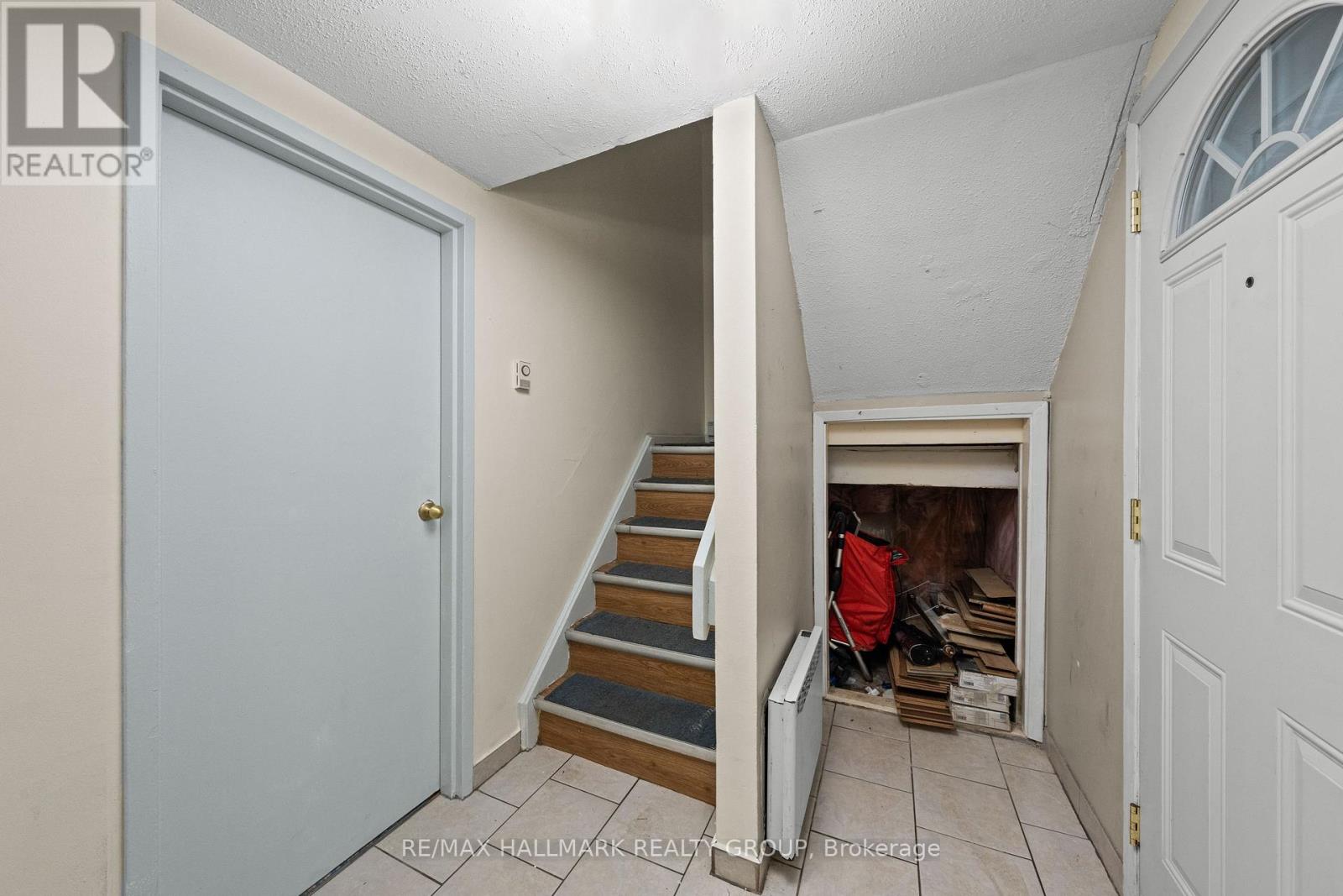 64 - 3415 Uplands Drive Property Photo 5