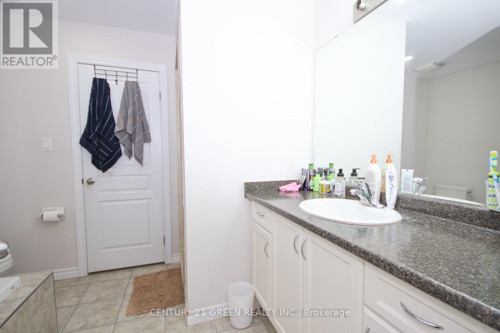19 England Terrace Property Photo 11