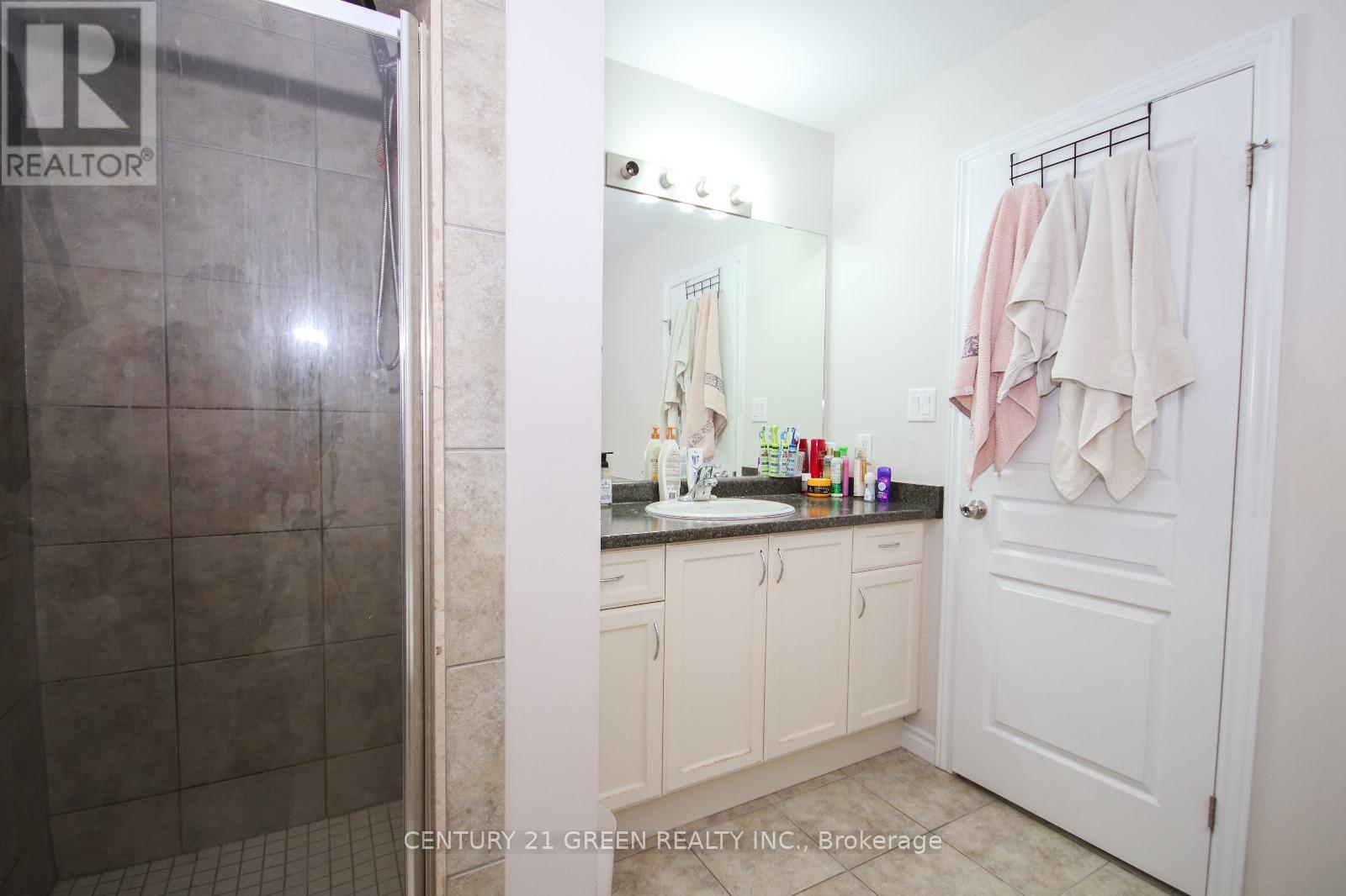19 England Terrace Property Photo 13