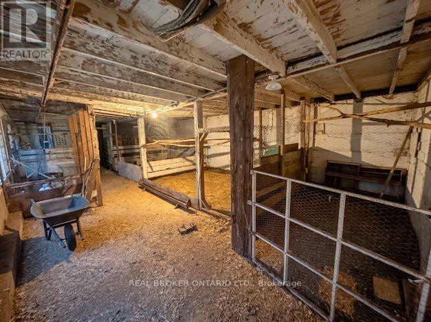 315119 Highway 6 Highway Property Photo 45