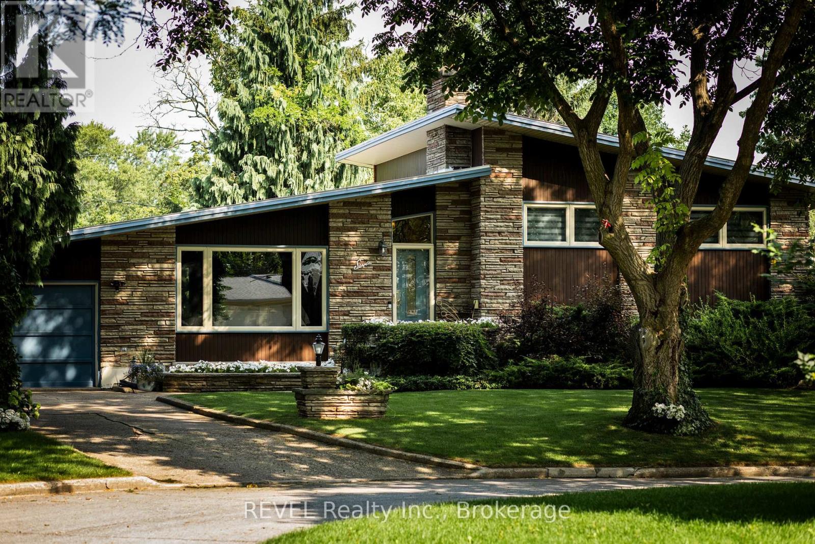 7 Glenayr Place Property Photo 1