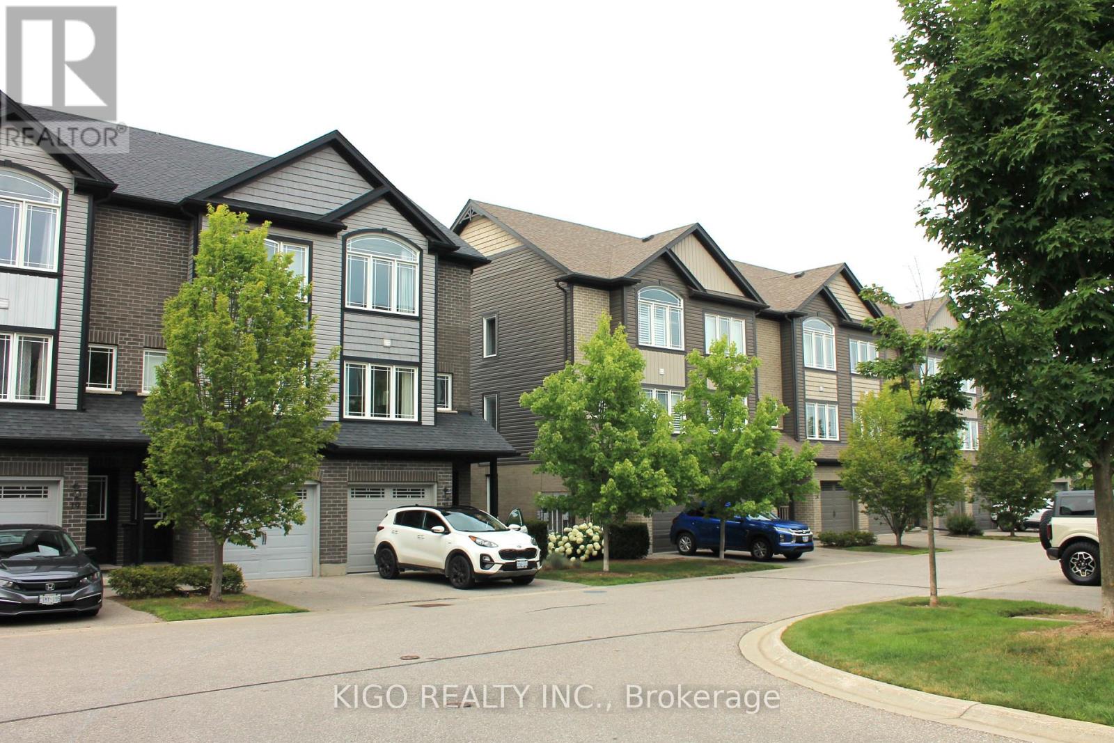 21 - 12 POPLAR DRIVE