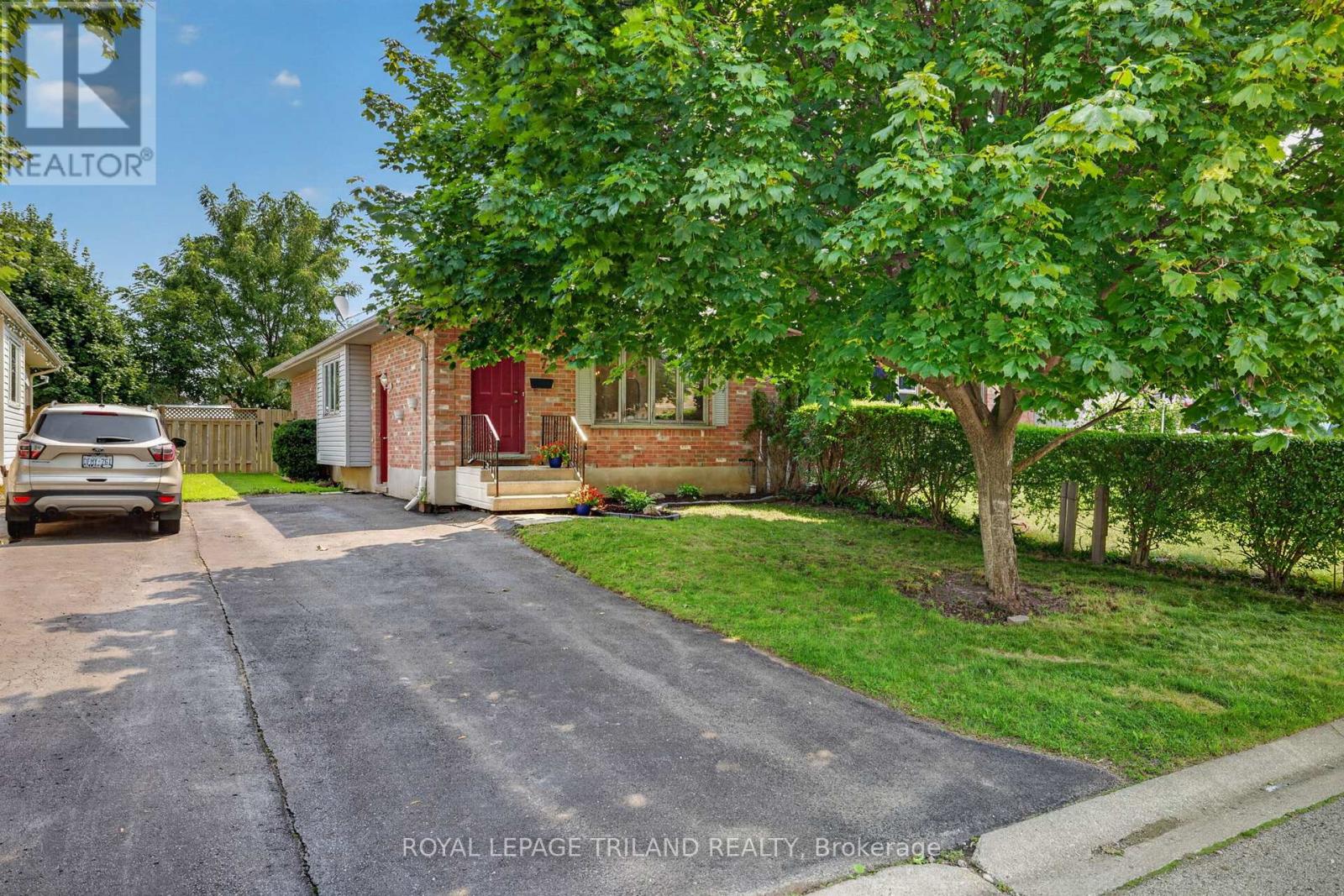 7 Fanjoy Drive Property Photo 2