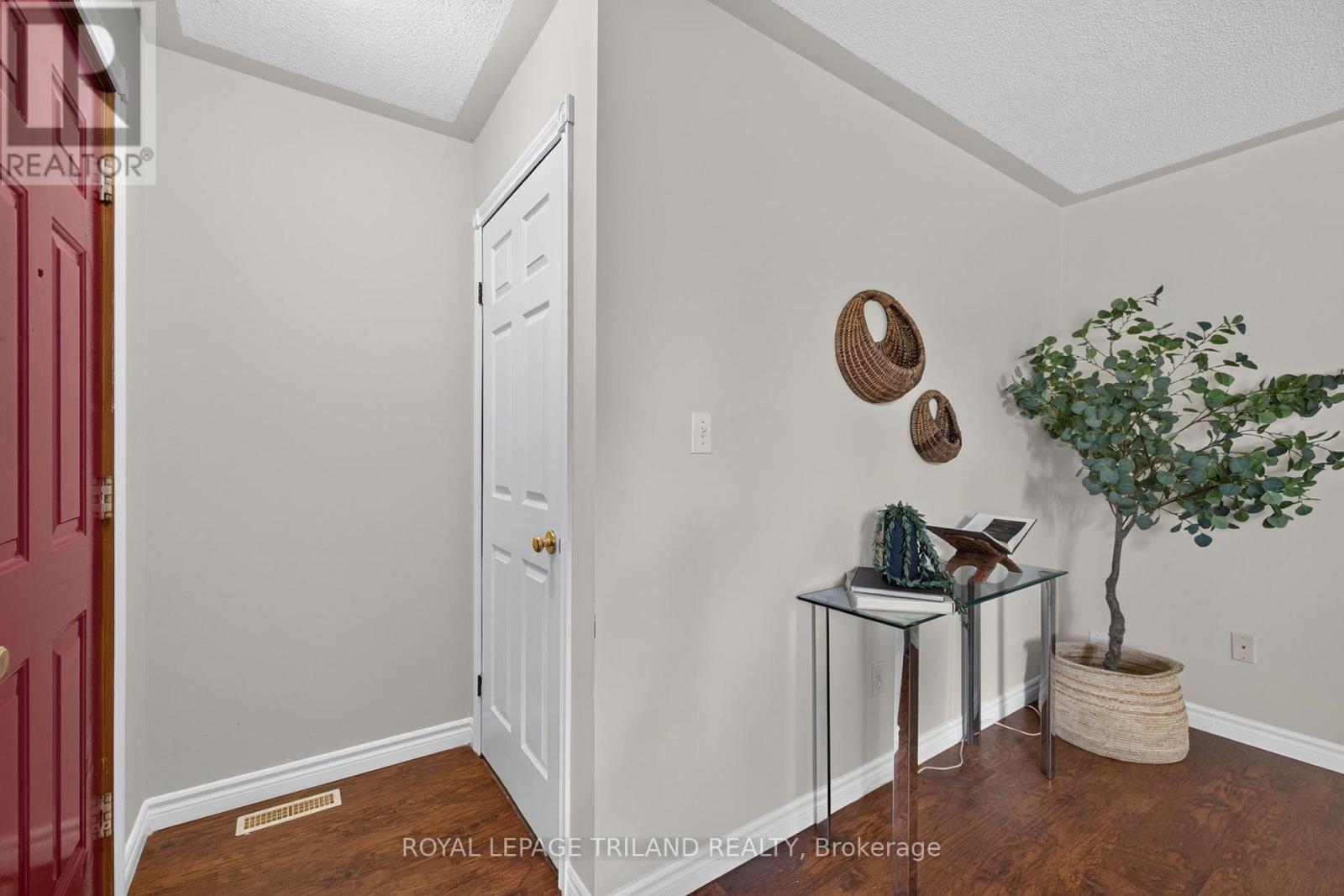7 Fanjoy Drive Property Photo 5
