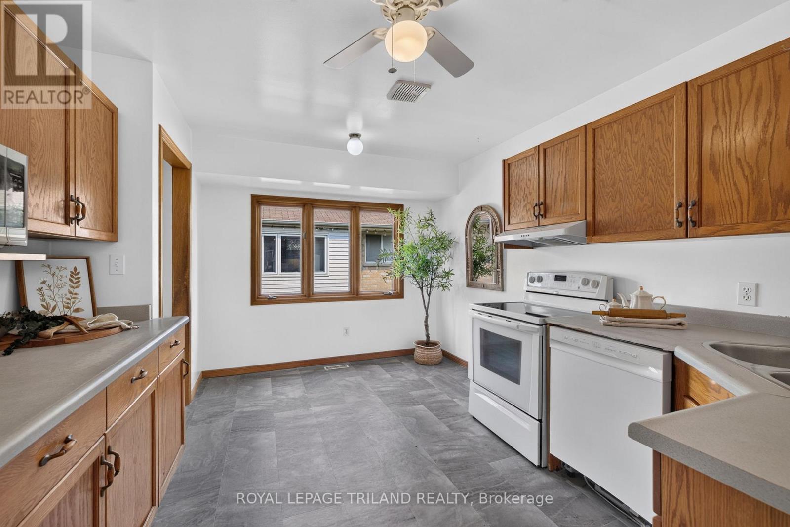 7 Fanjoy Drive Property Photo 15