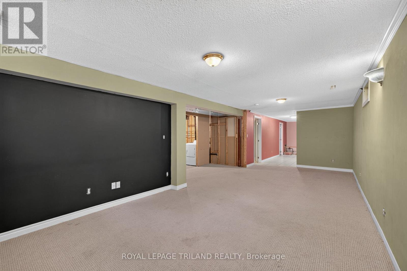 7 Fanjoy Drive Property Photo 32