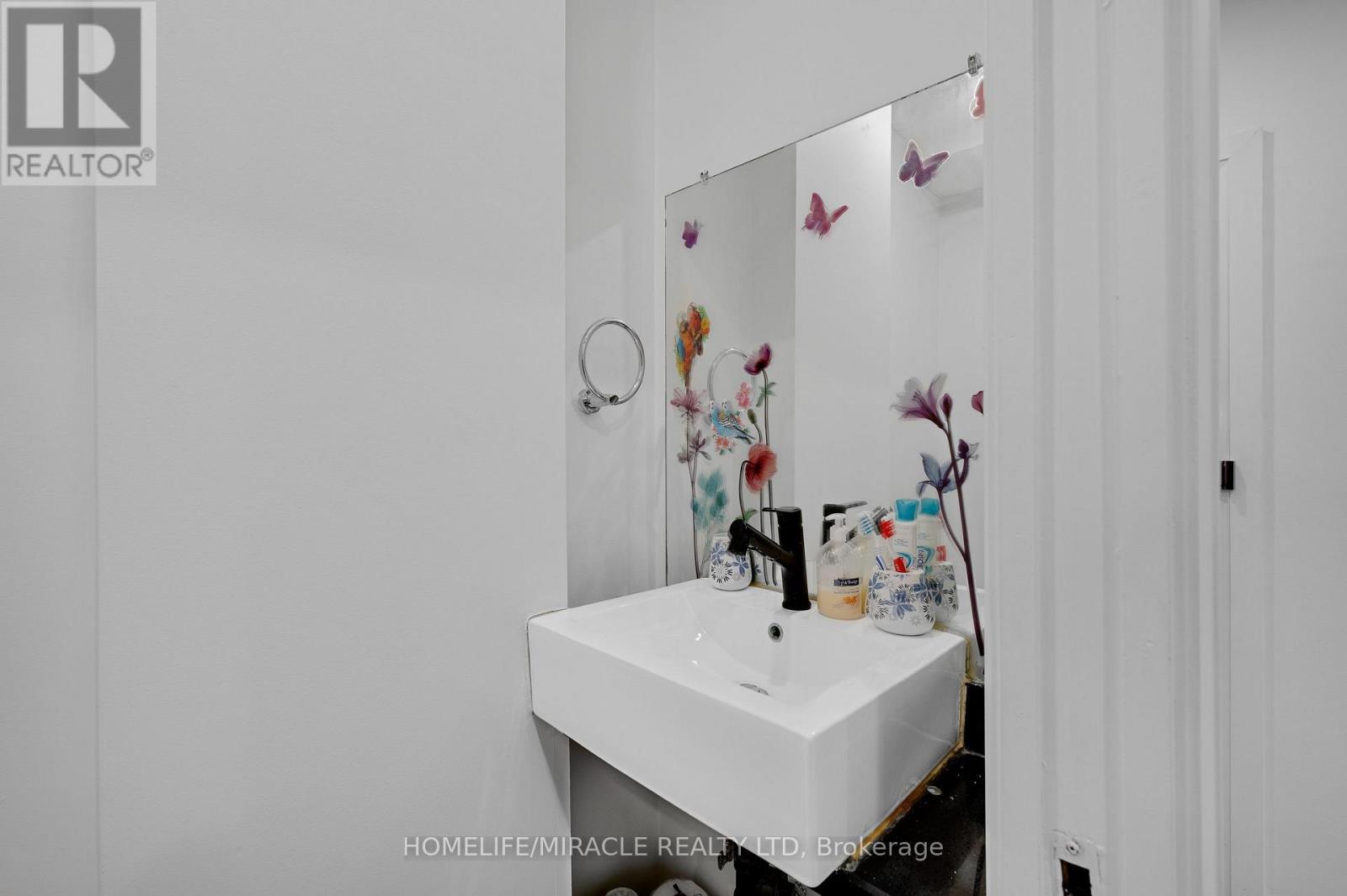 100 Gibson Avenue Property Photo 11