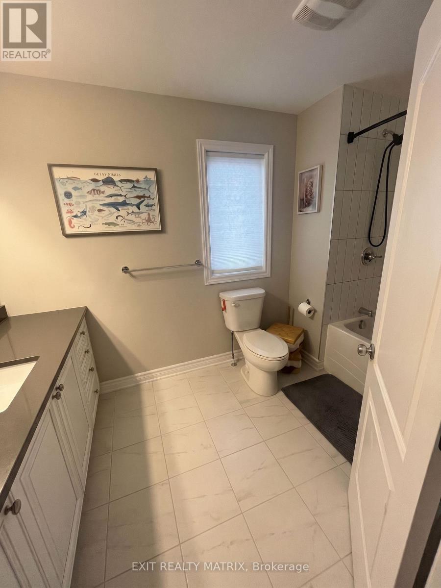 648 Decoeur Drive Property Photo 16