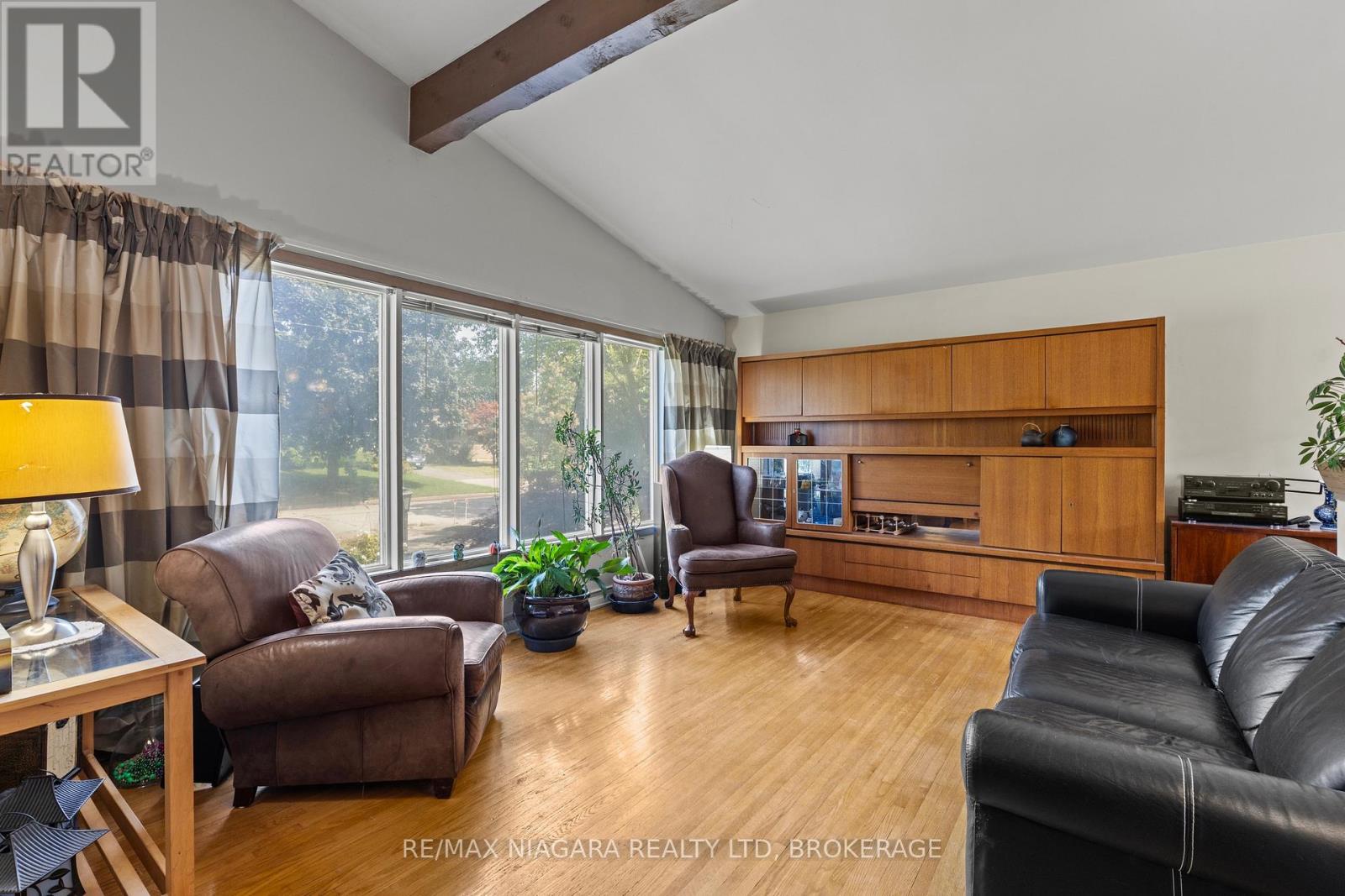 8 Cullen Drive Property Photo 6