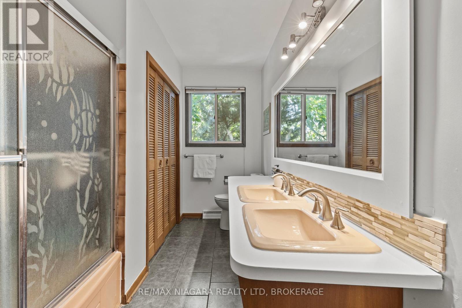8 Cullen Drive Property Photo 17