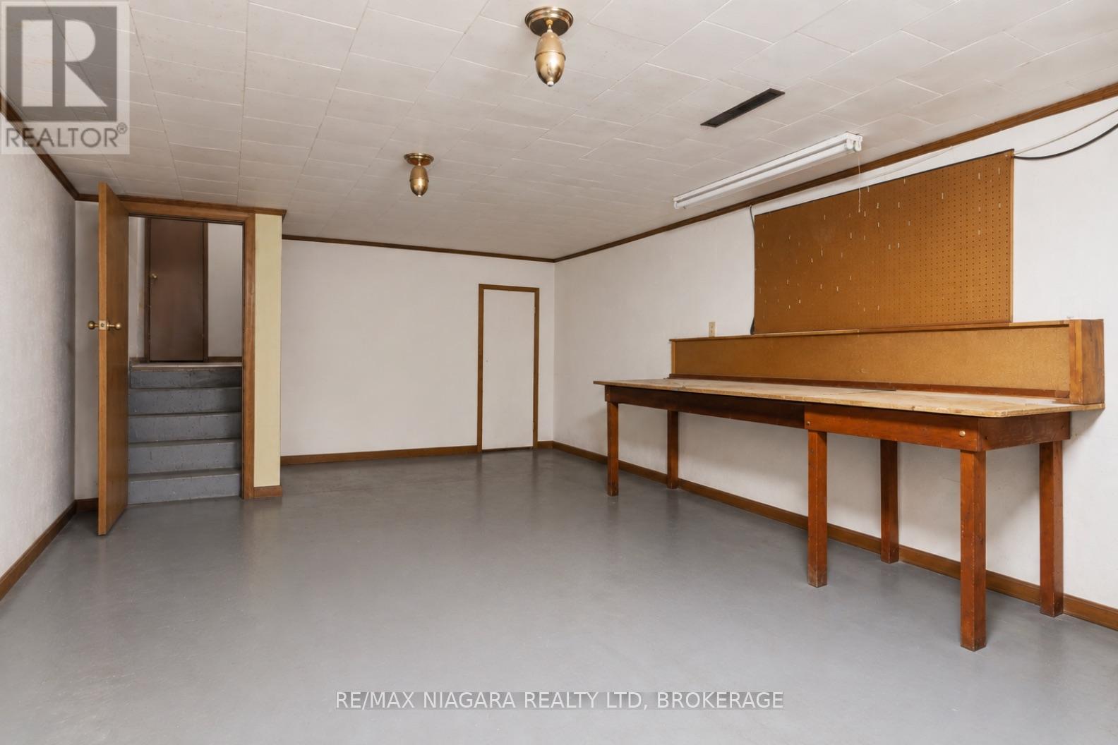 8 Cullen Drive Property Photo 22
